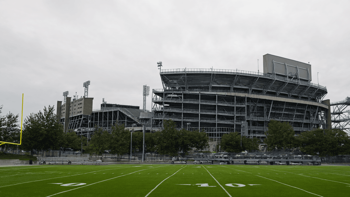 Penn State's Coaching Gamble Yields Early Disaster